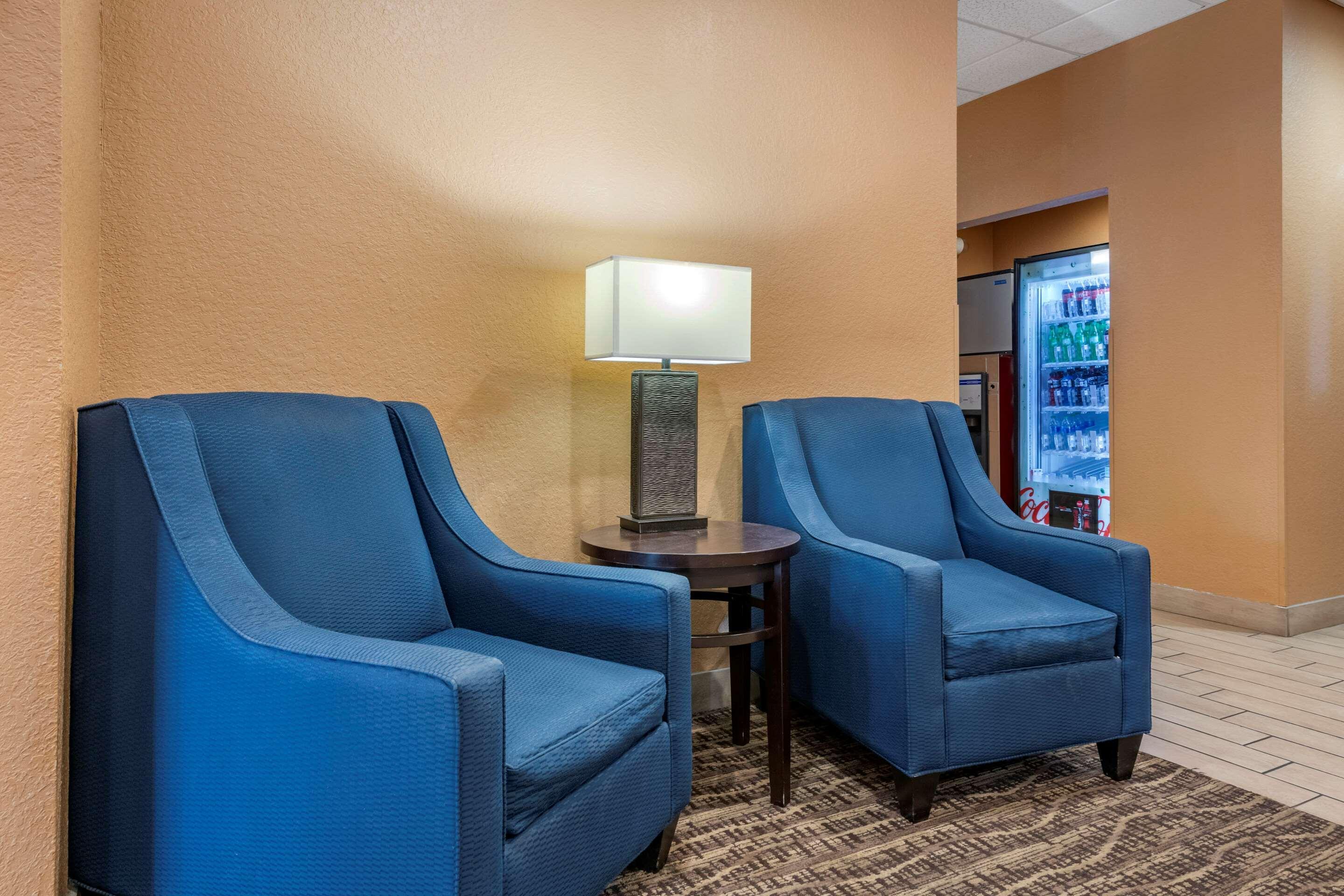 Comfort Inn & Suites Orlando North Sanford Eksteriør billede