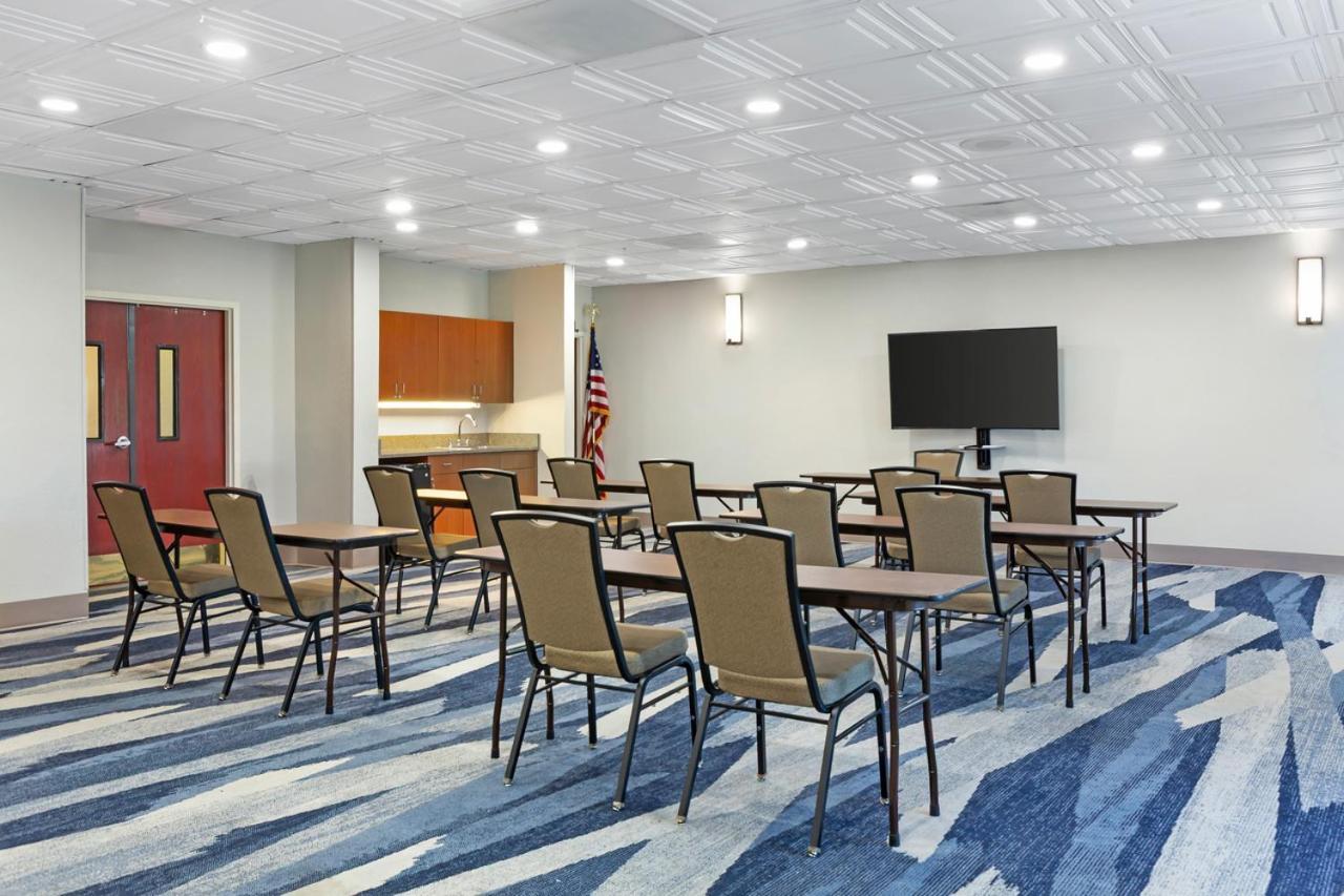 Comfort Inn & Suites Orlando North Sanford Eksteriør billede